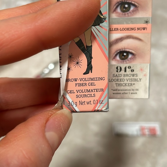 BNIB Benefit Gimme Brow+ - Picture 10 of 10